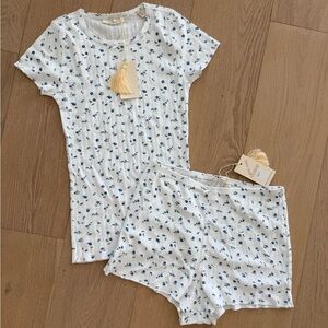 Doen NWT Xs Top and S shorts -blue sweetpea Set